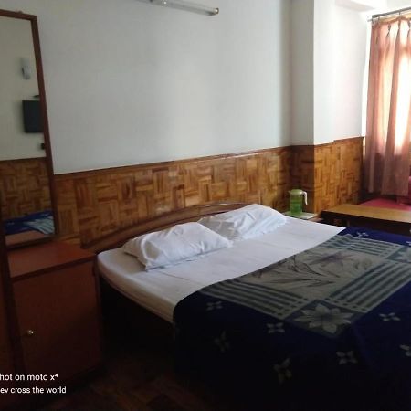 Bon Hotel Crystal Palace Gangtok Kültér fotó
